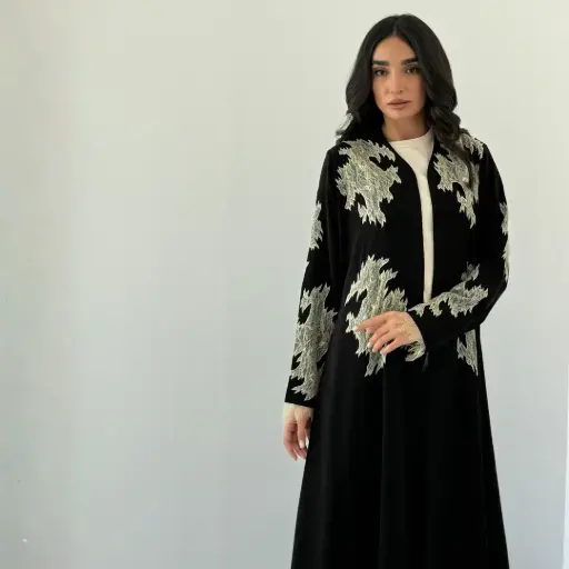 عباية سيلا لاين