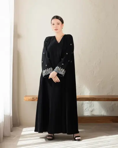 Khadija Al Nabhani Abaya 